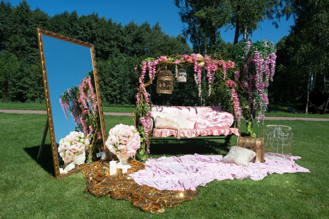 зеркало в свадебном декоре, зеркало в декоре свадебной фотозоны 