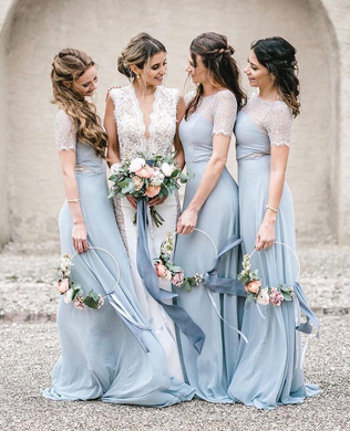 чем заменить букет подружки невесты, цветочные кольца 