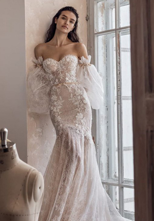 свадебные платья 2022, платье с ажурной вышивкой 