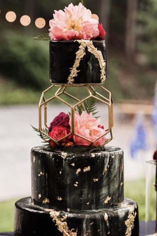 Черный торт