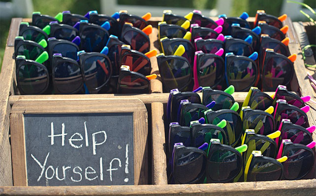 идеи для выездной регистрации, солнечные очки