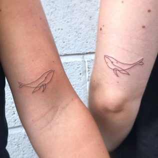 Вместо кольца: 20 уникальных идей свадебных татуировок для пар 