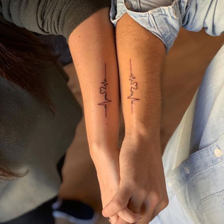 Вместо кольца: 20 уникальных идей свадебных татуировок для пар 