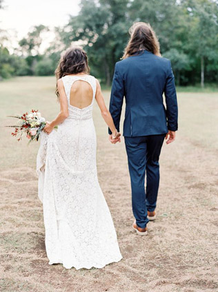 20 свадебных платьев с эффектными спинками 