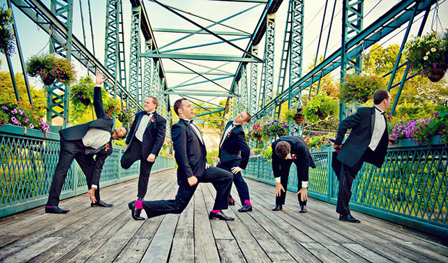 смешные свадебные фото, жених и друзья жениха