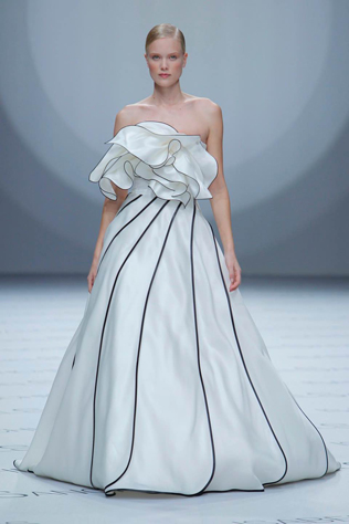 свадебное платье Isabel Sanchis fall 2019