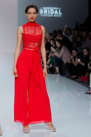 комбинезон для невесты от Cymbeline 