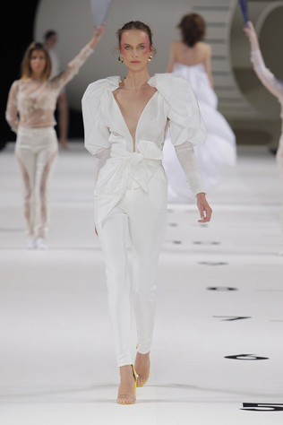 комбинезон для невесты от Yolan Cris 