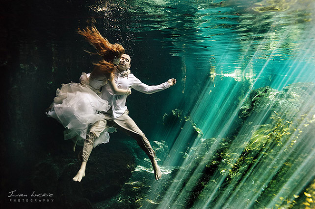 фотосессия в стиле Trash The Dress под водой 