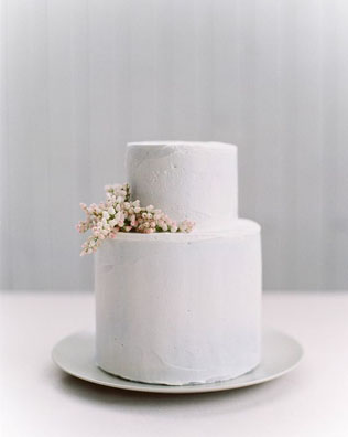 свадьба в стиле минимализм, свадебный торт в стиле минимализм 