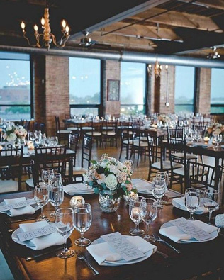 свадьба в стиле лофт, декор банкетного зала в стиле лофт 