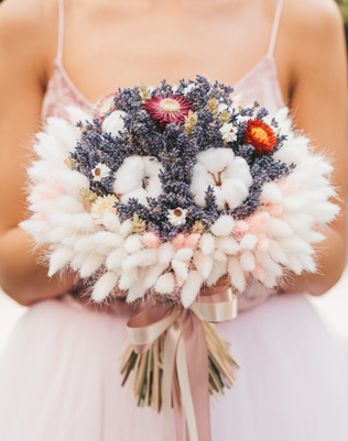 сухоцветы на свадьбе, букет невесты с сухоцветами 