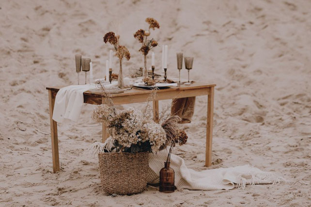 сухоцветы на свадьбе, декор стола сухоцветами 