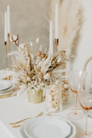 сухоцветы на свадьбе, декор стола сухоцветами 