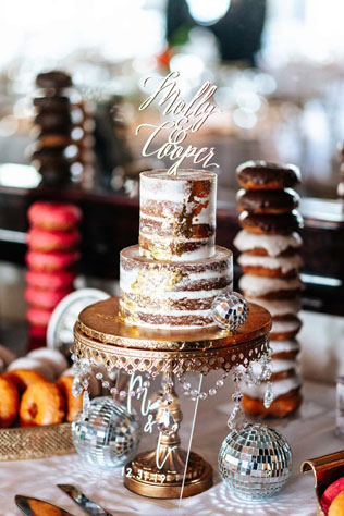 зеркальные шары в декоре свадьбы, диско шар на свадьбе 