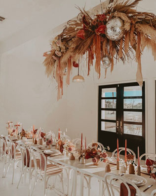 зеркальные шары в декоре свадьбы, диско шар на свадьбе 