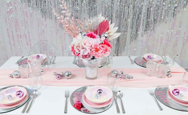 зеркальные шары в декоре свадьбы, диско шар на свадьбе 