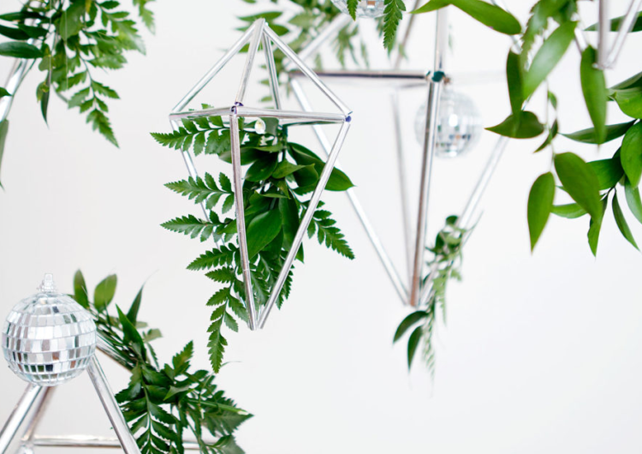 зеркальные шары в декоре свадьбы, диско шар на свадьбе 