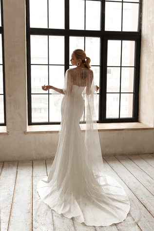 Роскошь в простоте: свадебные платья Eva Lendel 2021 