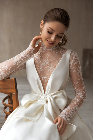 Роскошь в простоте: свадебные платья Eva Lendel 2021 