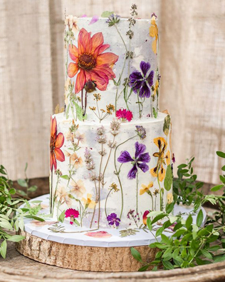 гербарий в декоре свадьбы, торт с высушенными цветами 