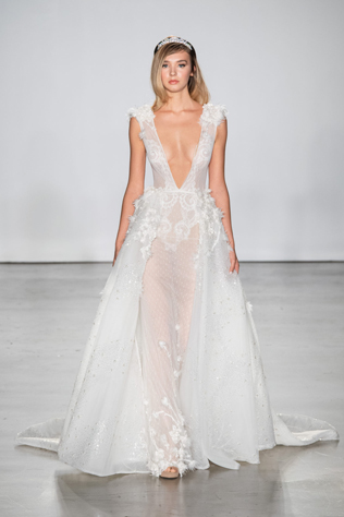 Прозрачный намёк: свадебные платья Inbal Dror 2021 
