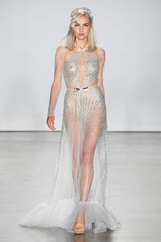 Прозрачный намёк: свадебные платья Inbal Dror 2021 