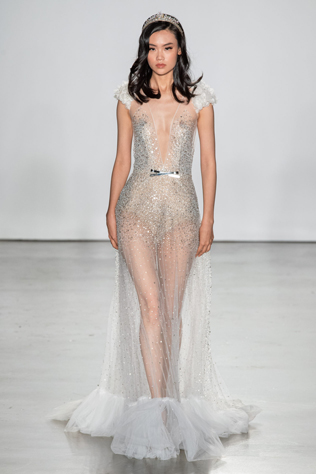 Прозрачный намёк: свадебные платья Inbal Dror 2021 