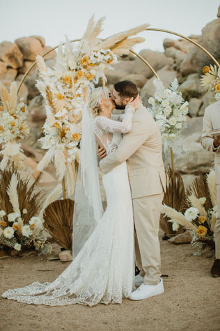 свадьба в стиле modern boho, декор в стиле moho 