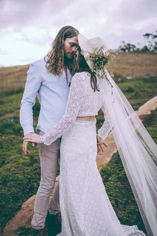 невеста в шляпе, свадебная шляпа с фатой 