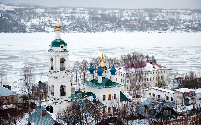куда поехать на новый год 2021, новый год в городе Плёс Ивановской области