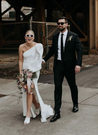 Главный свадебный аксессуар на весну-лето 2022: солнечные очки 