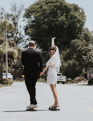 Главный свадебный аксессуар на весну-лето 2022: солнечные очки 