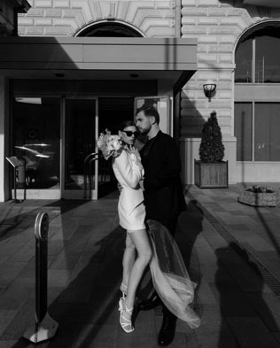 Главный свадебный аксессуар на весну-лето 2022: солнечные очки 