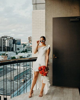 Главный свадебный аксессуар на весну-лето 2022: солнечные очки 