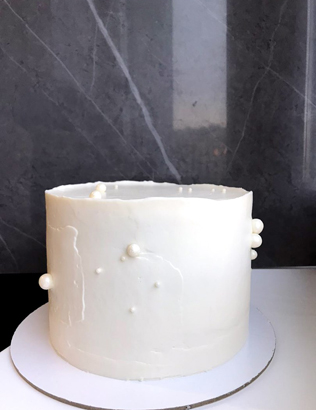 Минималистичные торты 