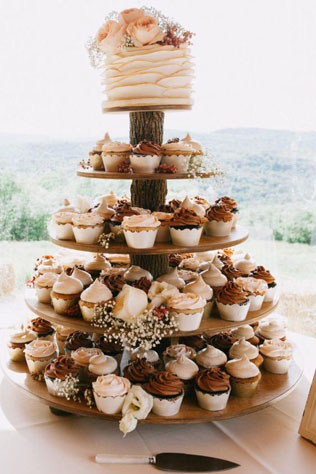 Тренды свадебных тортов в 2022 году 