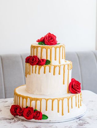 Тренды свадебных тортов в 2022 году 