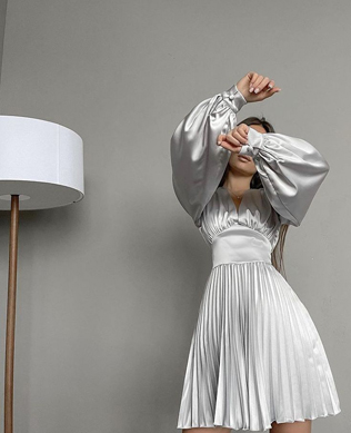 Минимализм в стиле: простые свадебные платья 2023 