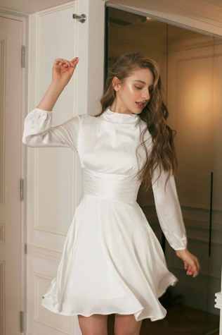 Минимализм в стиле: простые свадебные платья 2023 