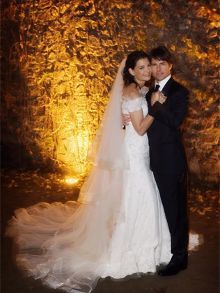 Кэти Холмс в Giorgio Armani