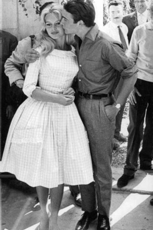 Бриджит Бардо в платье Jacques Esterel 