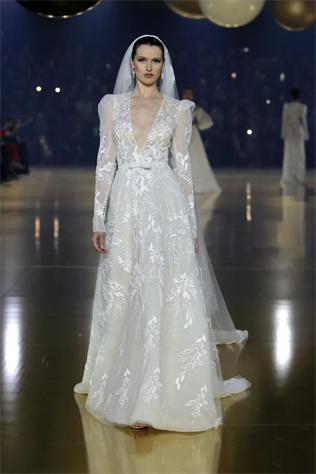 Дань высокой моде: новая коллекция свадебных платьев Pronovias - Versailles Fall 2023