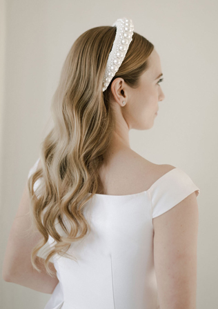 Свадебные прически на длинные волосы: тренды 2023 