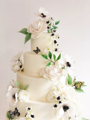 Торты с бабочками: новый свадебный тренд 