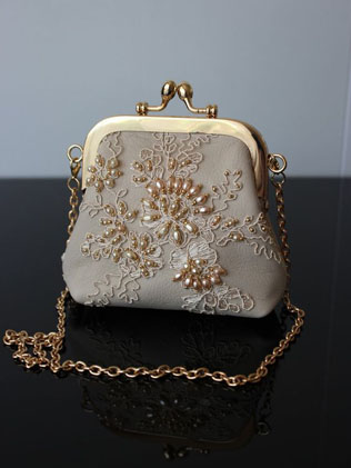 Как выбрать идеальную сумку на свадьбу 