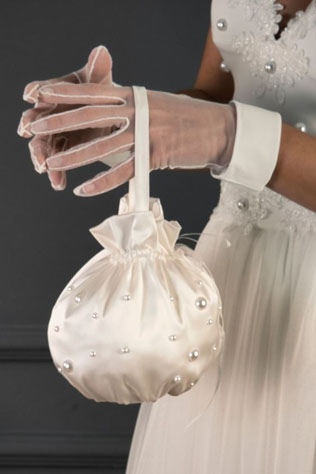 Как выбрать идеальную сумку на свадьбу 