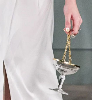 Как выбрать идеальную сумку на свадьбу 