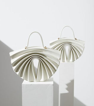 Как выбрать идеальную сумку на свадьбу 