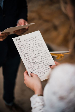 Как написать клятву: примеры свадебной речи 